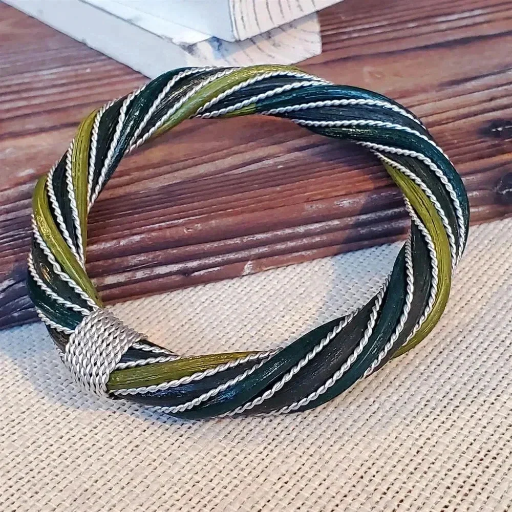 Fashion Jewelry handcrafted twisted